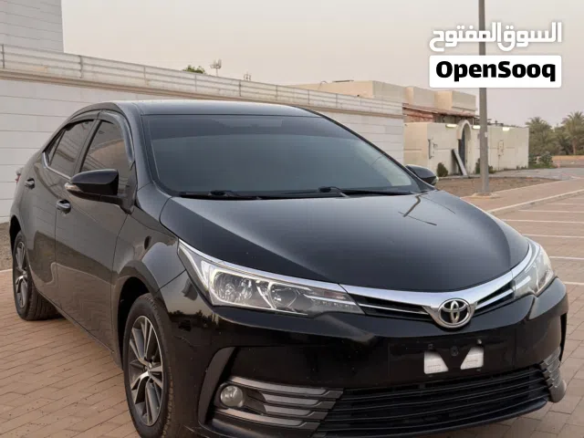 2017 تويوتا كورولا Limited