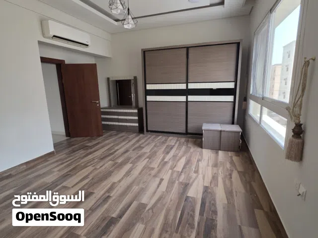 125 m2 3 Bedrooms Apartments for Sale in Muharraq Hidd