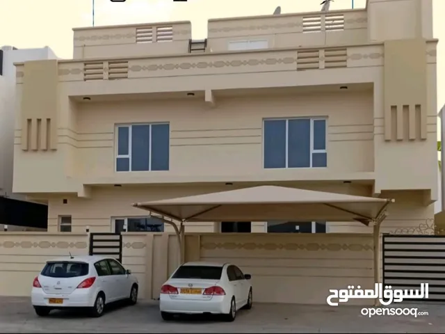 غرف للإيجار فى ألمعبيلة و ألخوض راقيه و جميله و واسعه و كبيره للموظفين و طلاب