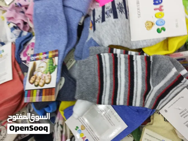 متوفر جورب تركي جميع الأحجام والألوان جمله ومفرق من عمر شهر الى 15 سنه