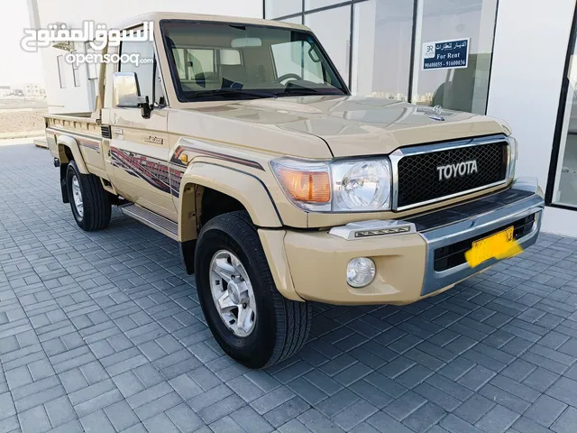 Used Toyota Land Cruiser in Muscat