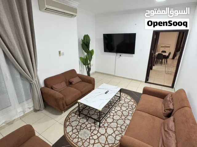 شقه غرفه وصاله وحمام ومطبخ مفروش العذيبه خلف الفير ماركت شامل
