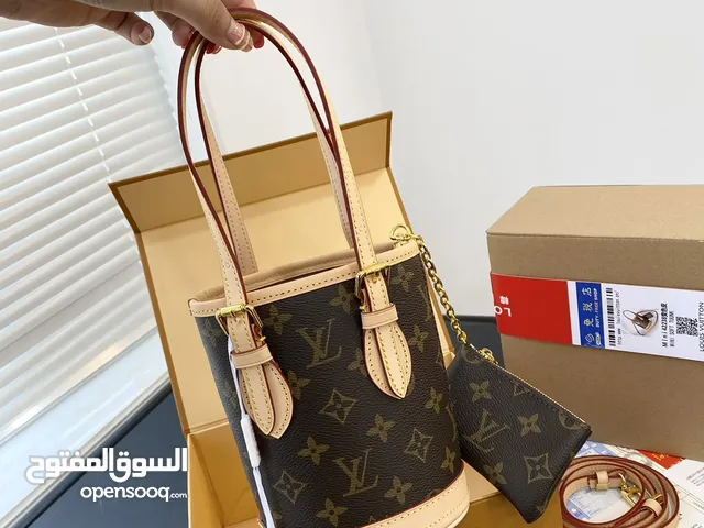 Louis Vuitton Tote Bags for sale  in Kuwait City