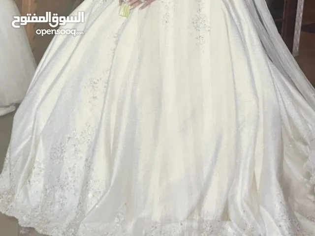 Weddings and Engagements Dresses in Hawally