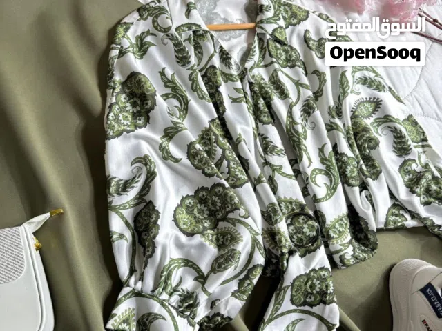 طقم قميص وتنوره