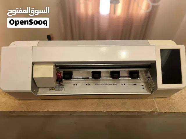 مكينة قص لصق ضد الكسر