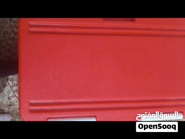 ايس بوكس نضيف جديد احمر اللون