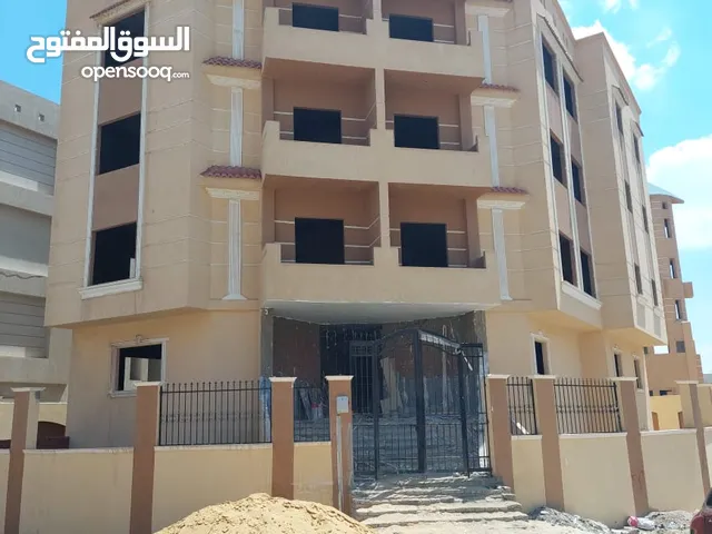 165 m2 3 Bedrooms Apartments for Sale in Giza 6th of October