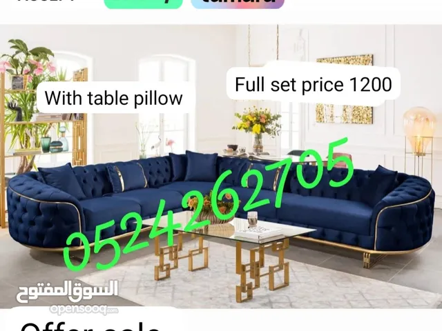للجادين فقط – طقم كنب نظيف جداً  Top Condition & Priced to Sell Fast