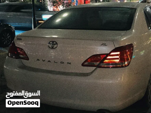 Used Toyota Avalon in Northern Governorate