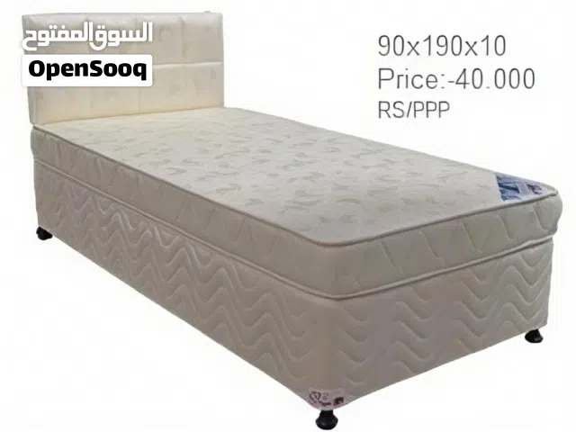 سرير راحة ديفن مع مرتبة طبية بسمك 10 سم  Raha Diven Bed With 10cm Medical Mattress