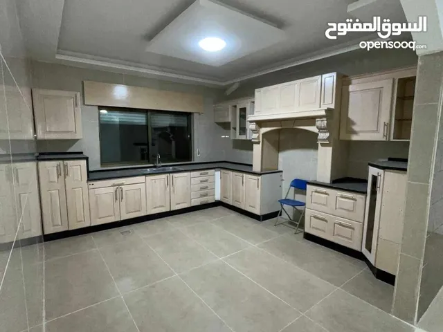 160 m2 More than 6 bedrooms Apartments for Sale in Amman Al Gardens