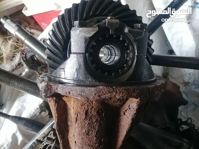 قطع غيار نيسان بترول مديل 98 للبيع اسعر عن أتواصل وفالكم طيب