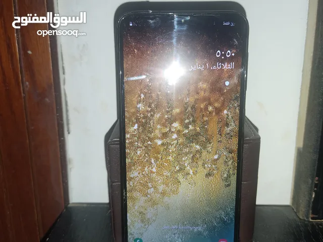 Samsung galaxy A10لون اسود بحاله ممتازه مع شاحنو الأصلي +سماعات الجهاز كلشي اصلي عليه