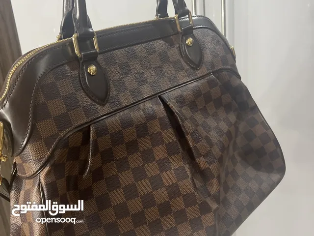 brown Louis Vuitton for sale  in Al Ahmadi