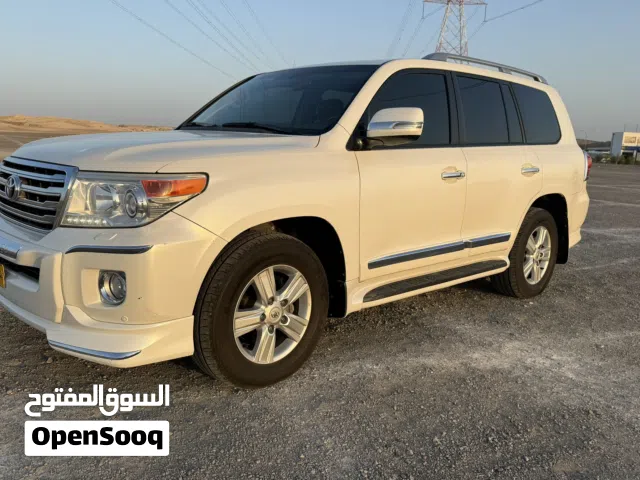 تويوتا لاندكروزر خليجي وارد بهوان طراز 2014