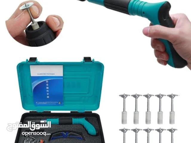 فرد مسمار طخ يخترق جميع الاسطح مع 50 مسمار و صندوق و عدة مسدس مسامير تثبيت المسامير فرد تباشيم