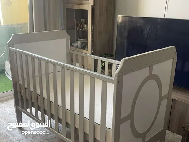 سرير أطفال استخدام بسيط مكواة بخار جديدة بكرتونها