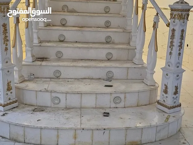 تقدم شركة الشمس كافة خدمات التنظيف العميق للمنازل ولشقق ولبنايات وتنظيف الواجهيات