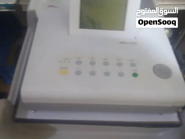 جهاز تخطيط القلب 12قناه امريكي