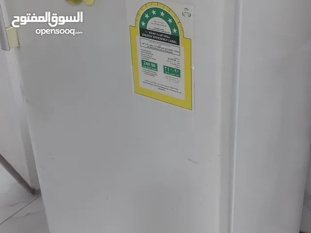 good condition and good cooling fridge for sale