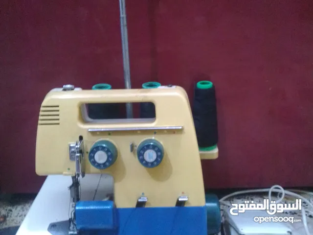 مكينة خياطة JUKI يابانية