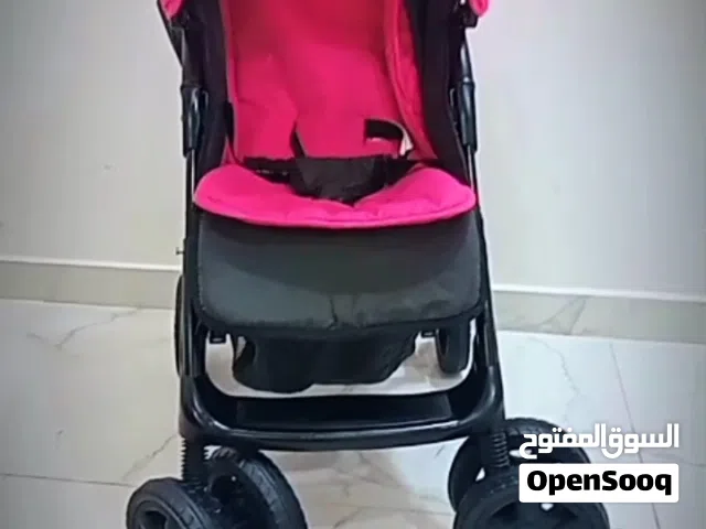 للبيع عربة أطفال خفيفة الوزن من ماركة مون (Moon)، طراز ستريك (Strek).