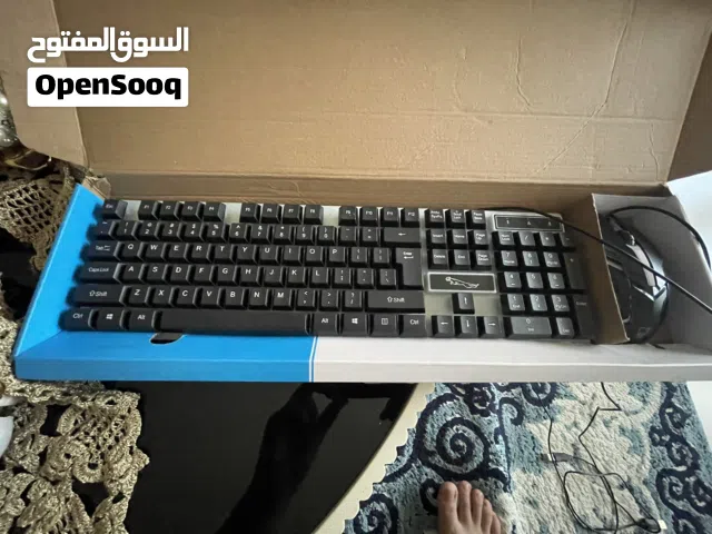 كبيبورد و ماس قينق للبيع 75درهم