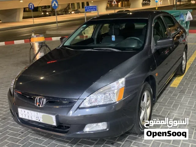 2003 هوندا اكورد DX