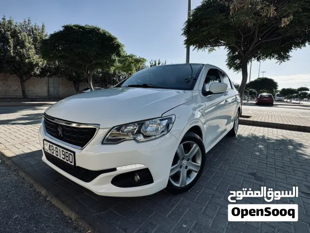 2020 بيجو 301 Standard