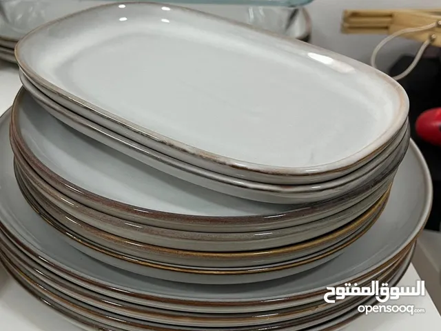 Dishes kitchen