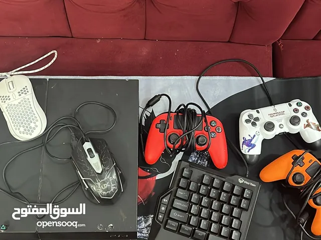 سوني 4 مستعمل خفيف مع جميع اغراضه