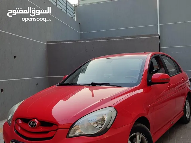 من لديه طوص جنطات سيارة هونداي فيرنا نيو 2011 يريد بيعها .
