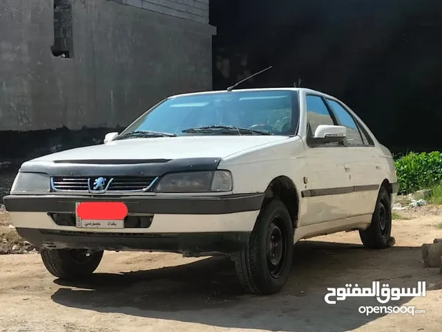 New Peugeot 405 in Baghdad