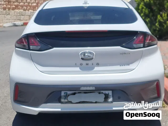 2022 هيونداي ايونيك Standard