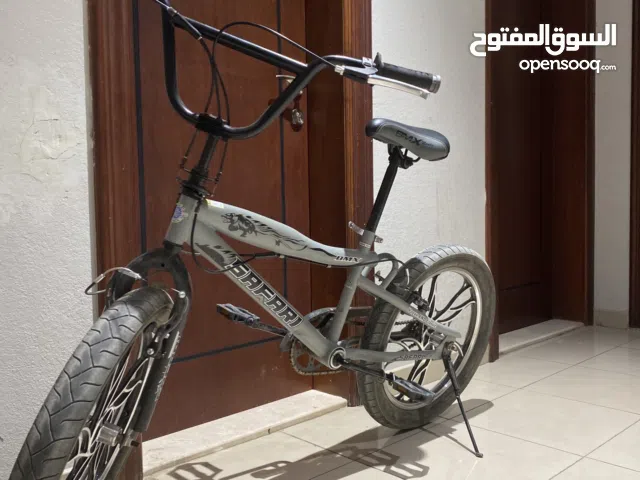 سيكل BMX استخدام نظيف  مقاس 20 مافي صدا