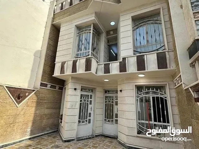 دار للبيع في السيدية مساحته 125م واجه 6 ونص لدى الجغامي للعقار