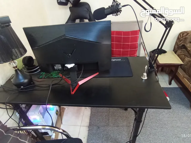 طاولة GAMING سودا مفصلة تفصيل