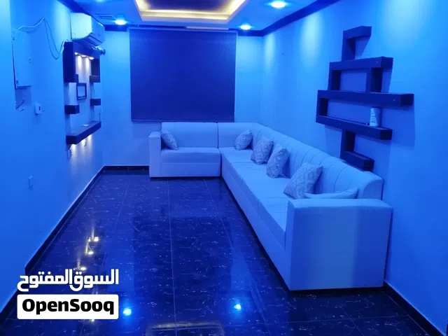 شقه مفروشه بحولي غرفتين وصاله