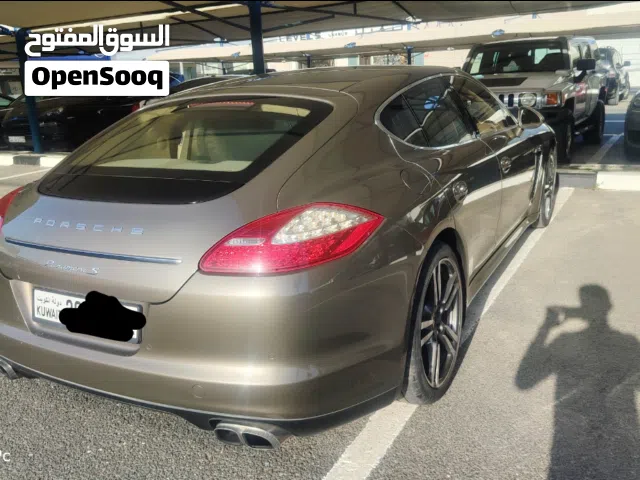 2011 بورش باناميرا Panamera S