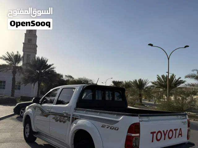 هايلكس 2013 دبل قير عادي فل طبلون احمر شبه مخزن اول مالك من الوكاله.حالة الوكاله شرط.