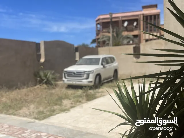 New Toyota Land Cruiser in Benghazi