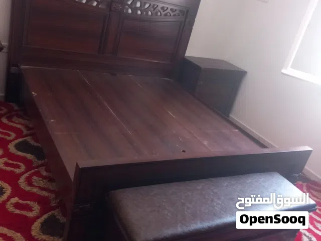 دار نوم مستعملة نظيفة في مصراته 9 يوليو