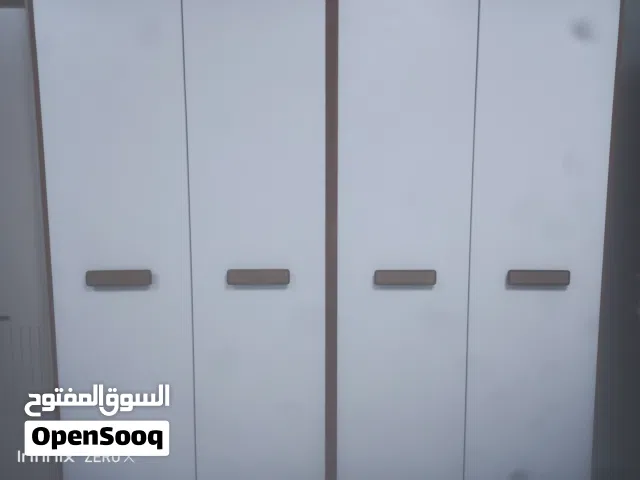 كنتور 4 ابواب من وكالة مزاج للاثاث بحالة ( مستعمل لكن جديد كالوكالة).