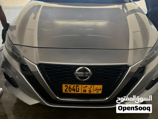 Altima SV Sedan model 2021