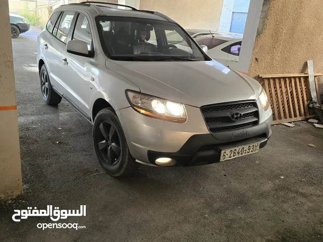 هيونداي سانتافيه 2008 للبيع فقط عالكاش او بدل على اشي 7 ركاب