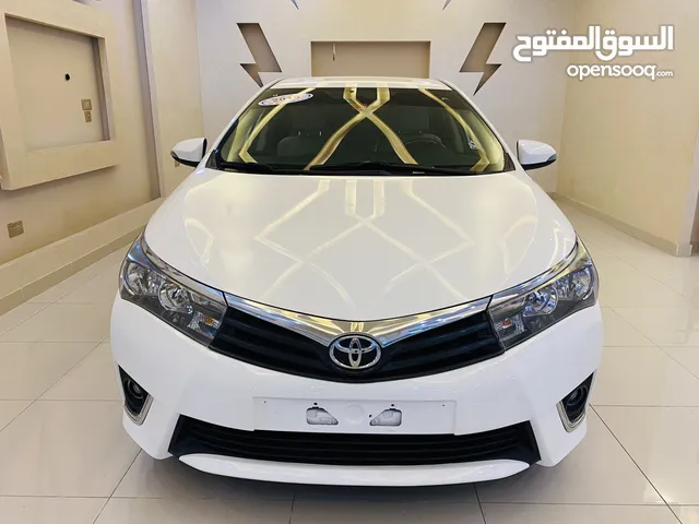 Toyota Corolla 2015 in Sharjah