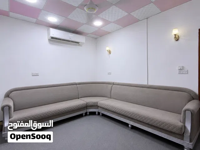 كورنر للبيع 6 مترات تقريباً