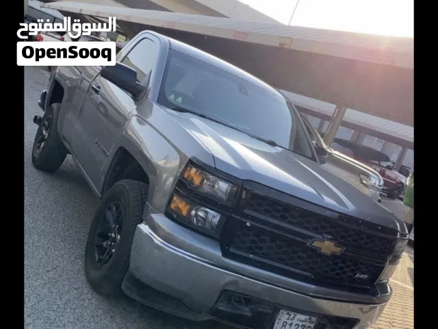 2014 شيفروليه سلفرادو 1500 LT