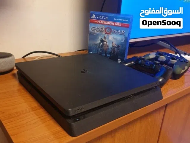 للبيع بلايستيشن 4 سليم (PS4 Slim) - نظافة تامة - 500 جيجابايت بسعر مناسب